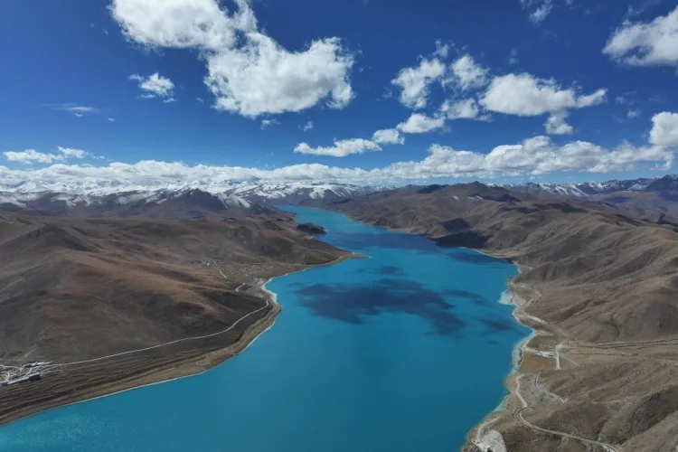 15-Day Everest & Kailash Group Tour – Spiritual Odyssey Across Tibet